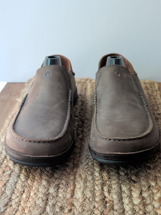 OluKai Men\'s Brown Moloa Leather Slip-On Loafers main image 10